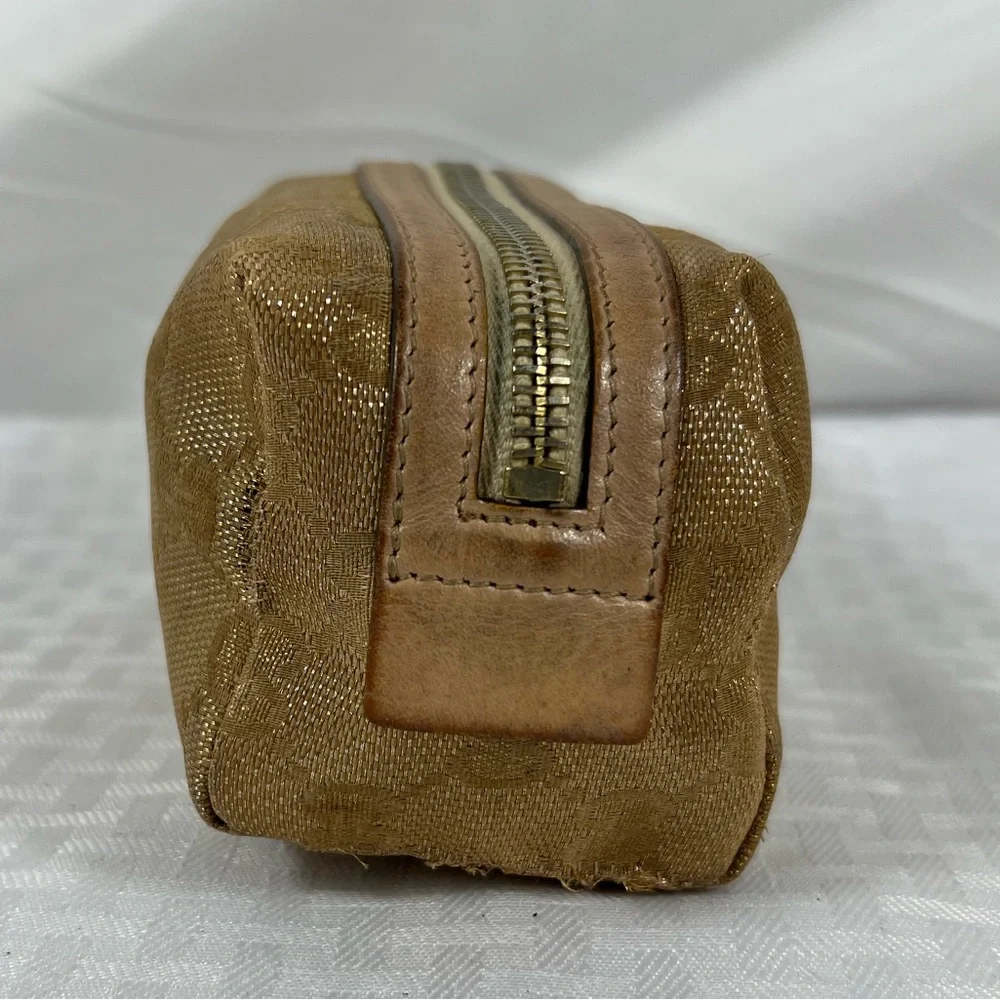 7528: Gucci GG Monogram Gold Canvas Cosmetic Pouch Heart Charm Italy